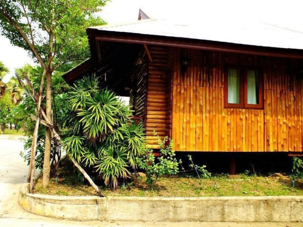 Siam River Resort Chaiyaphum Ngoại thất bức ảnh